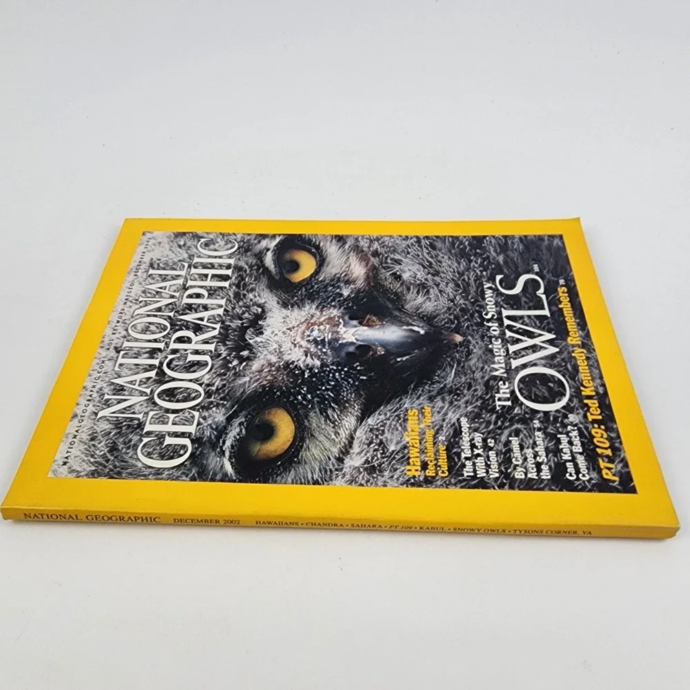 National Geographic Magazine December ‎ 2002 No Insert